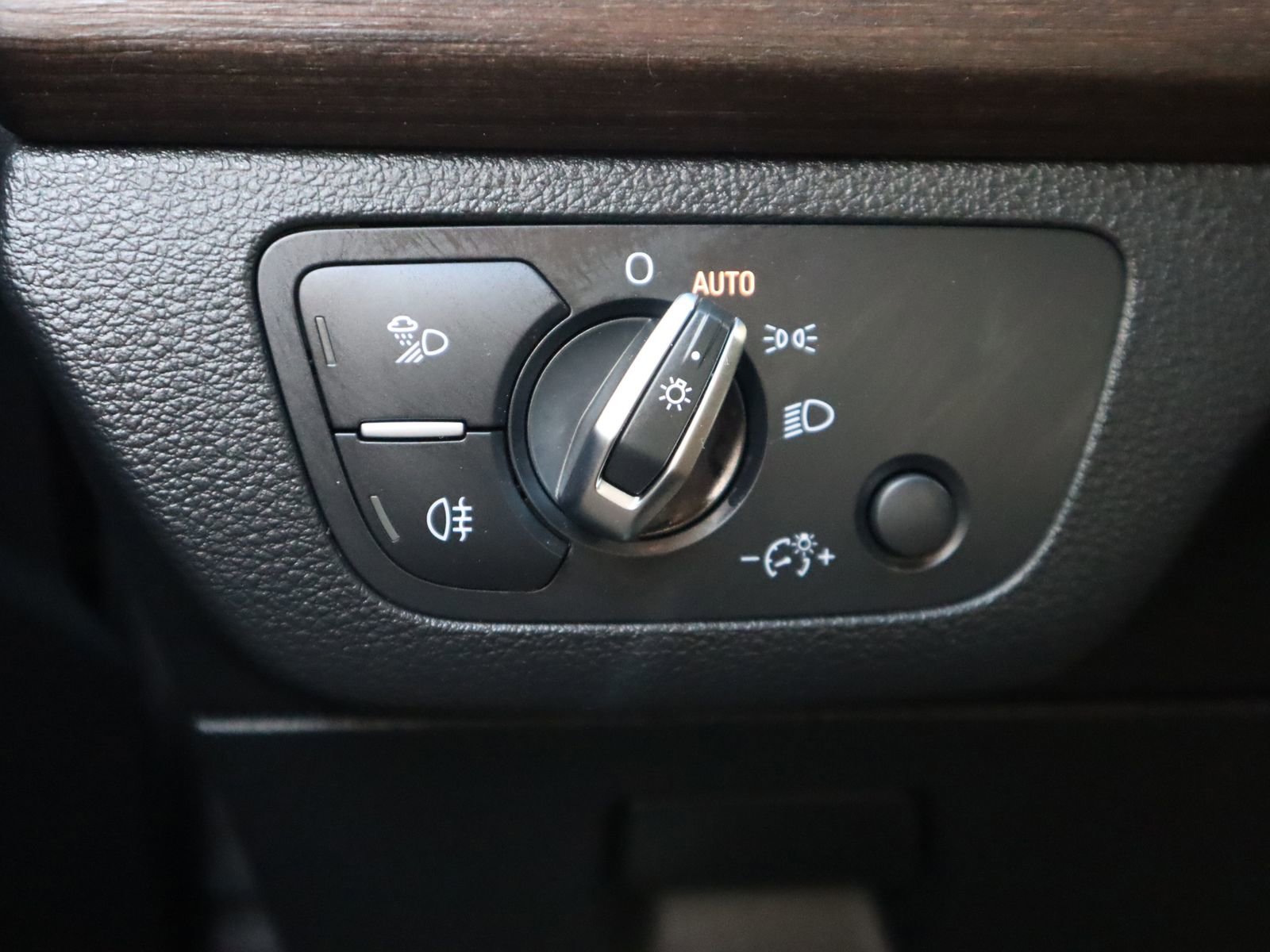 Used 2024 Audi Q5 2.0T Premium Plus image 37