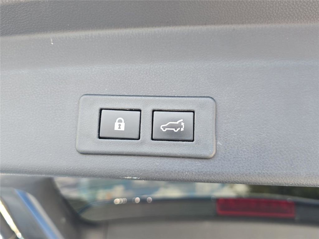 Used 2022 Subaru Ascent Premium w/ Convenience Package image 27
