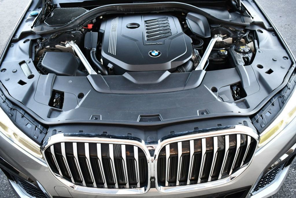Used 2020 BMW 740i w/ Luxury Rear Seating Package image 67