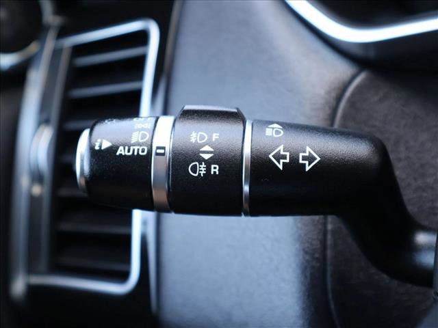 Used 2018 Land Rover Range Rover Sport HSE AWD/4WD image 16