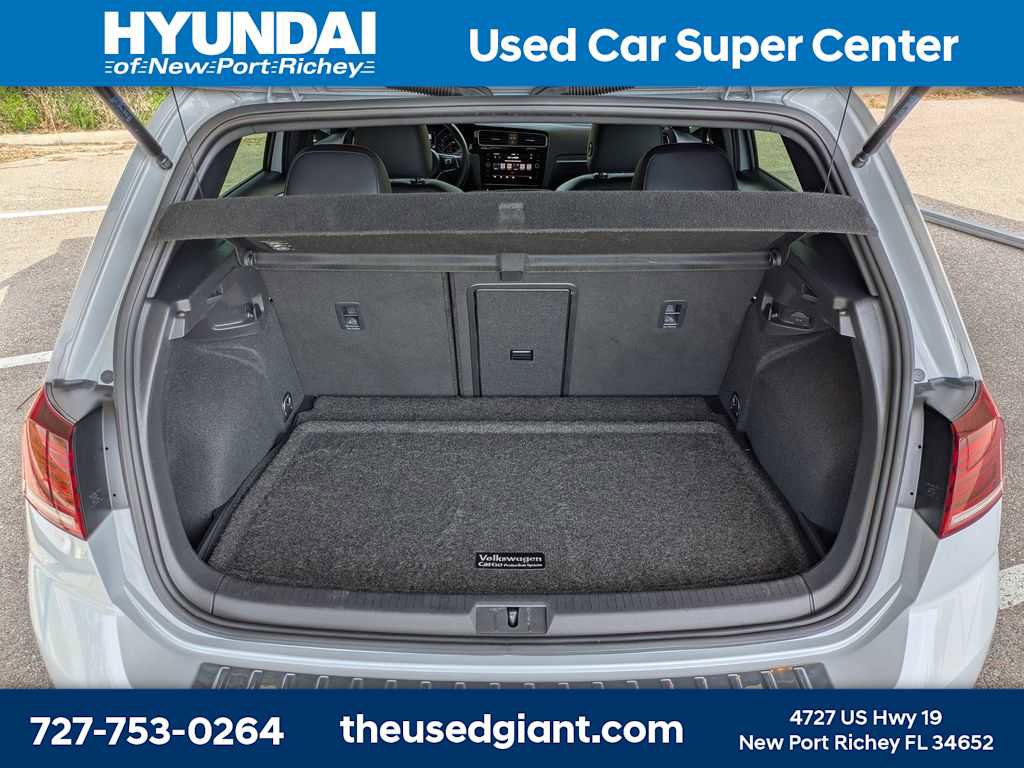 Used 2019 Volkswagen GTI SE FWD image 12