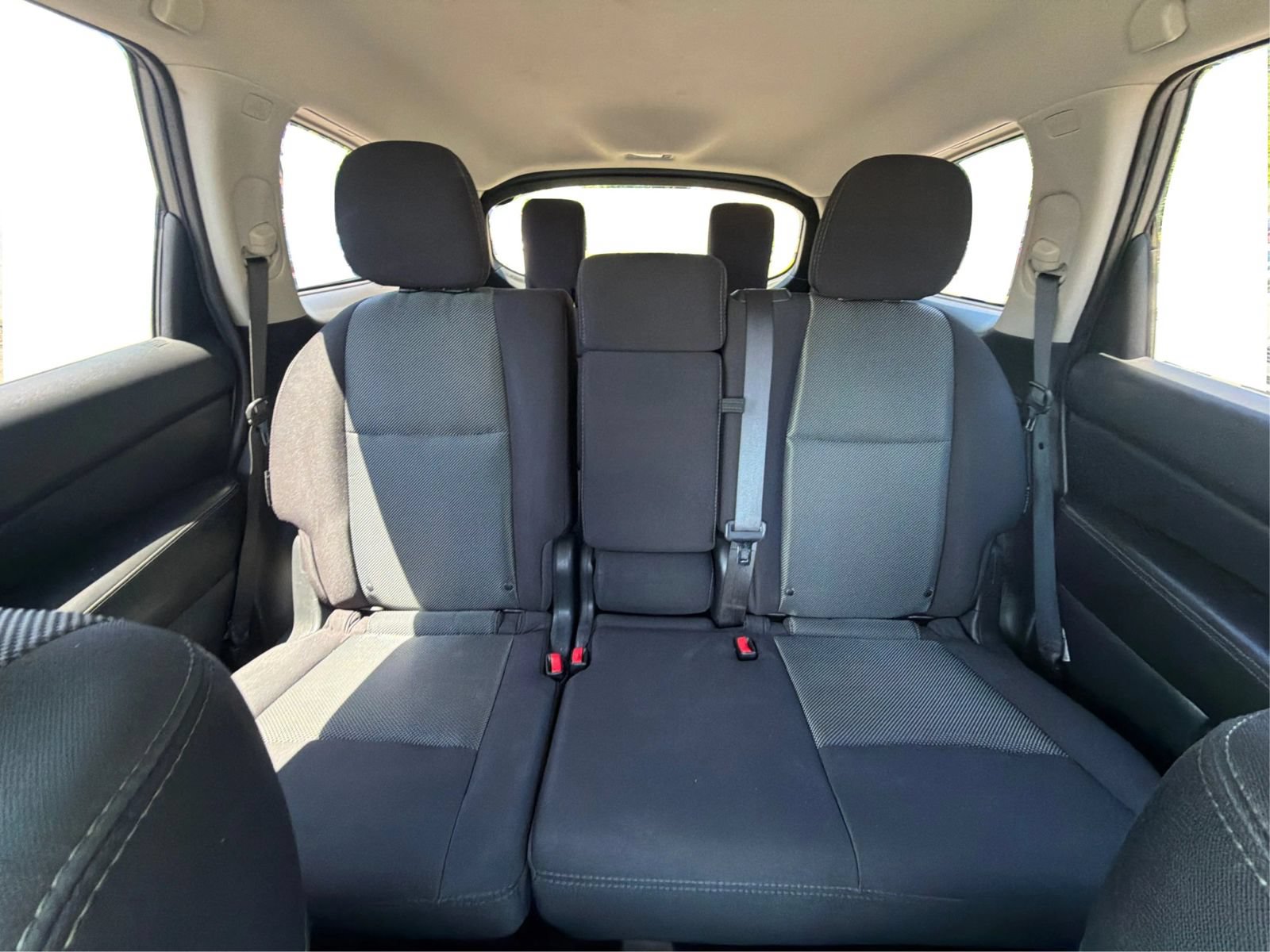 Used 2019 Nissan Pathfinder SV w/ SV Tech Package AWD/4WD image 18