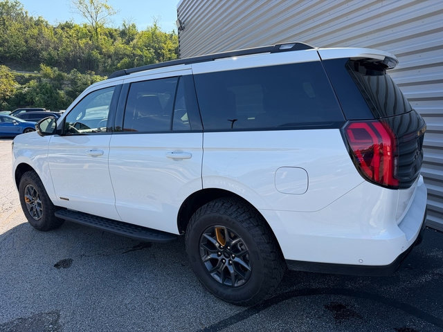 Certified 2025 Ford Expedition Tremor AWD/4WD image 4