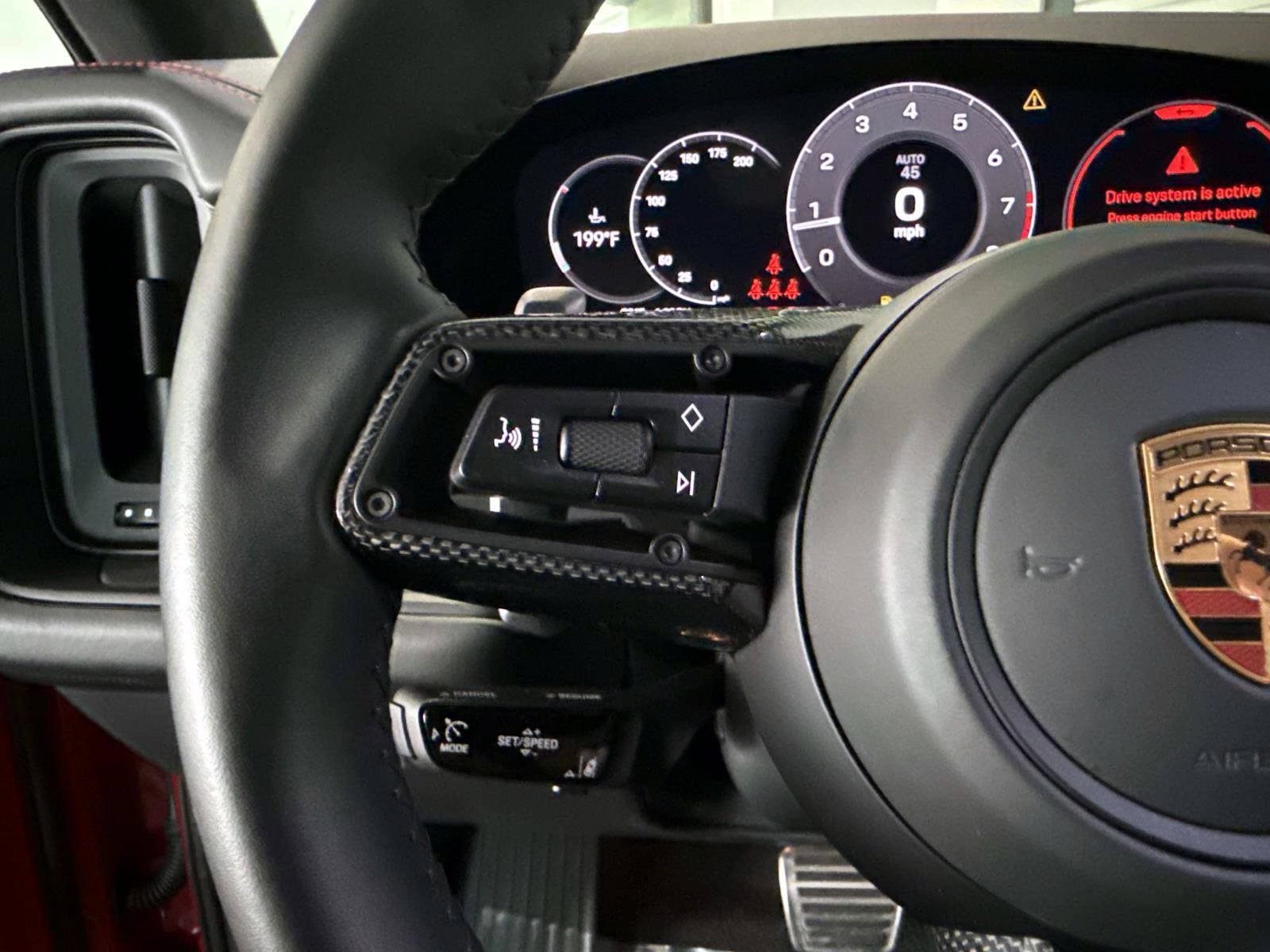 Used 2025 Porsche Cayenne GTS AWD/4WD image 35