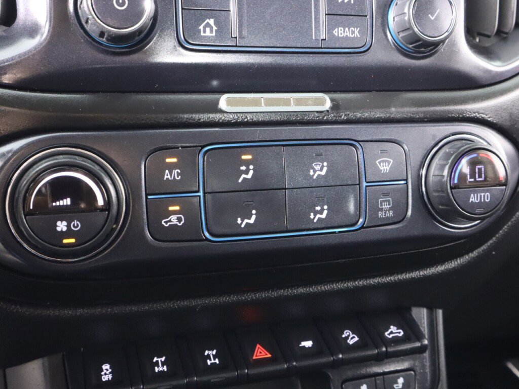 Used 2020 Chevrolet Colorado ZR2 image 23