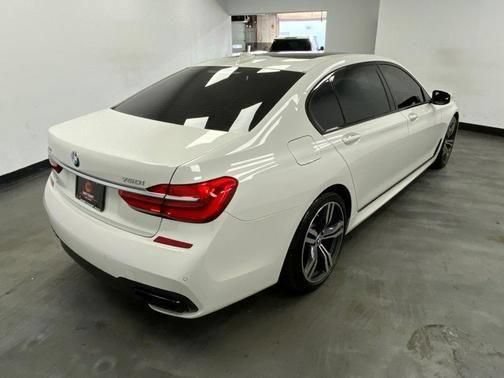 Used 2016 BMW 750i xDrive AWD/4WD image 8