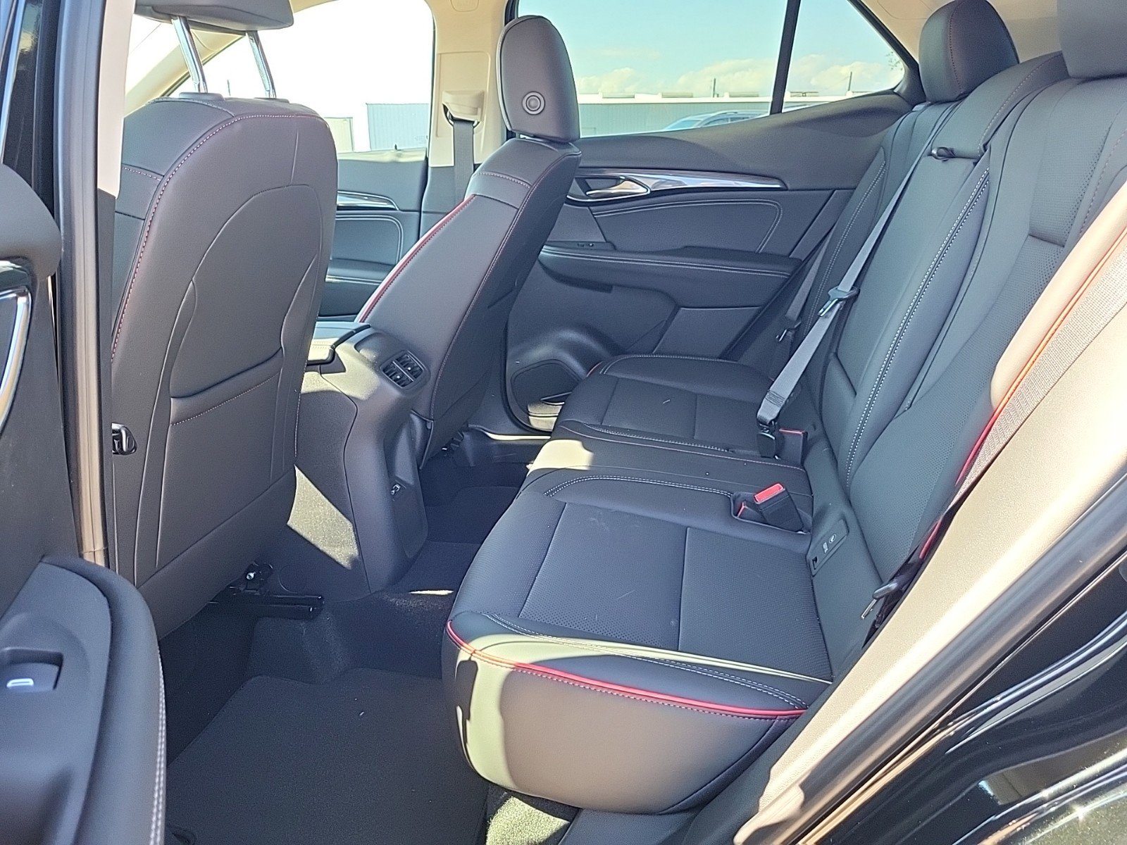 Used 2023 Buick Envision Essence w/ Sport Touring Package image 13