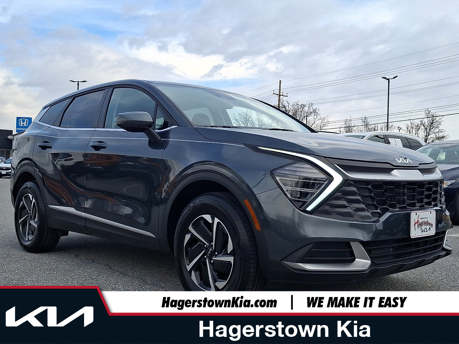 Used 2025 Kia Sportage LX