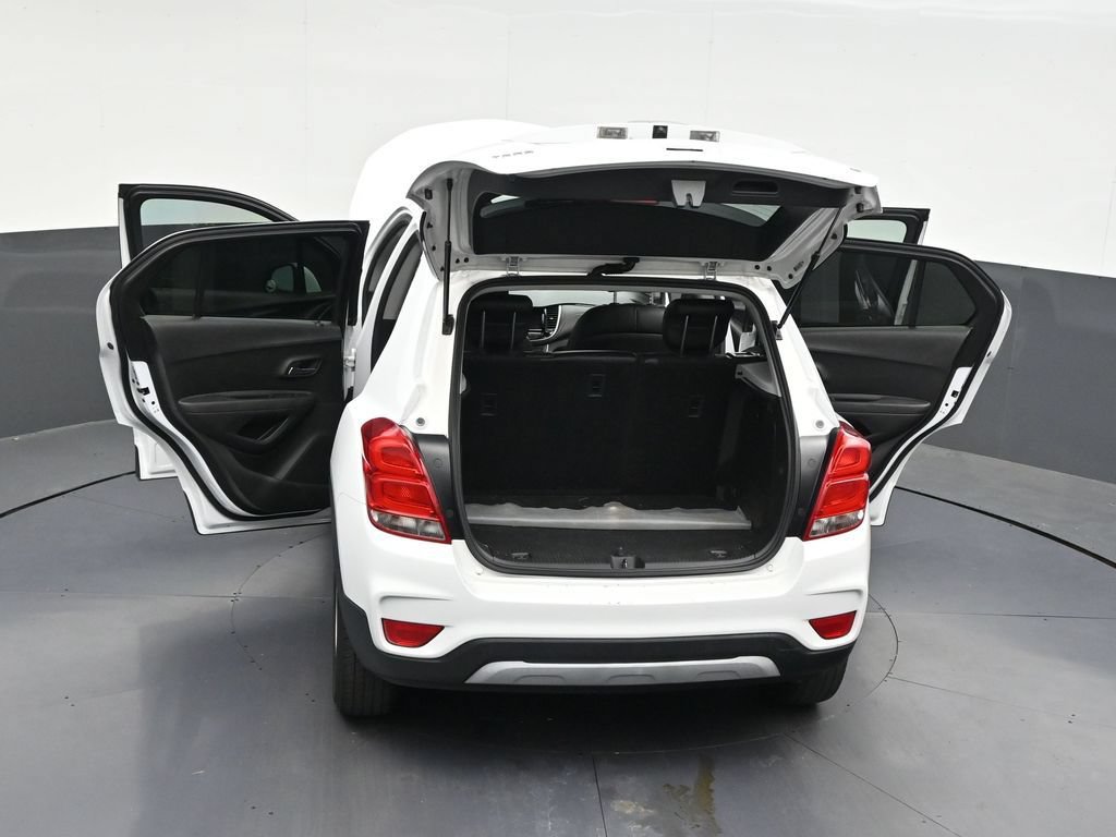 Used 2020 Chevrolet Trax LT w/ LT Convenience Package FWD image 35