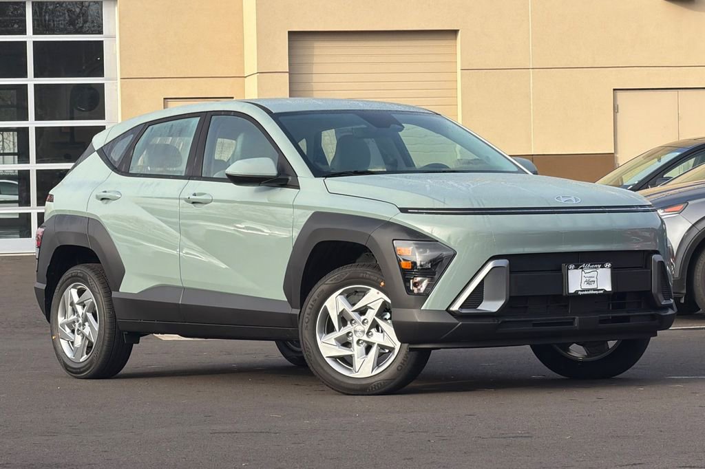 New 2026 Hyundai Kona SE image 2