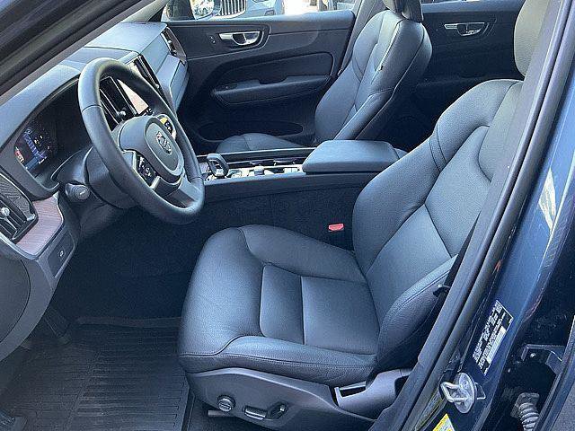 Certified 2023 Volvo XC60 B5 Plus w/ Climate Package AWD/4WD image 15