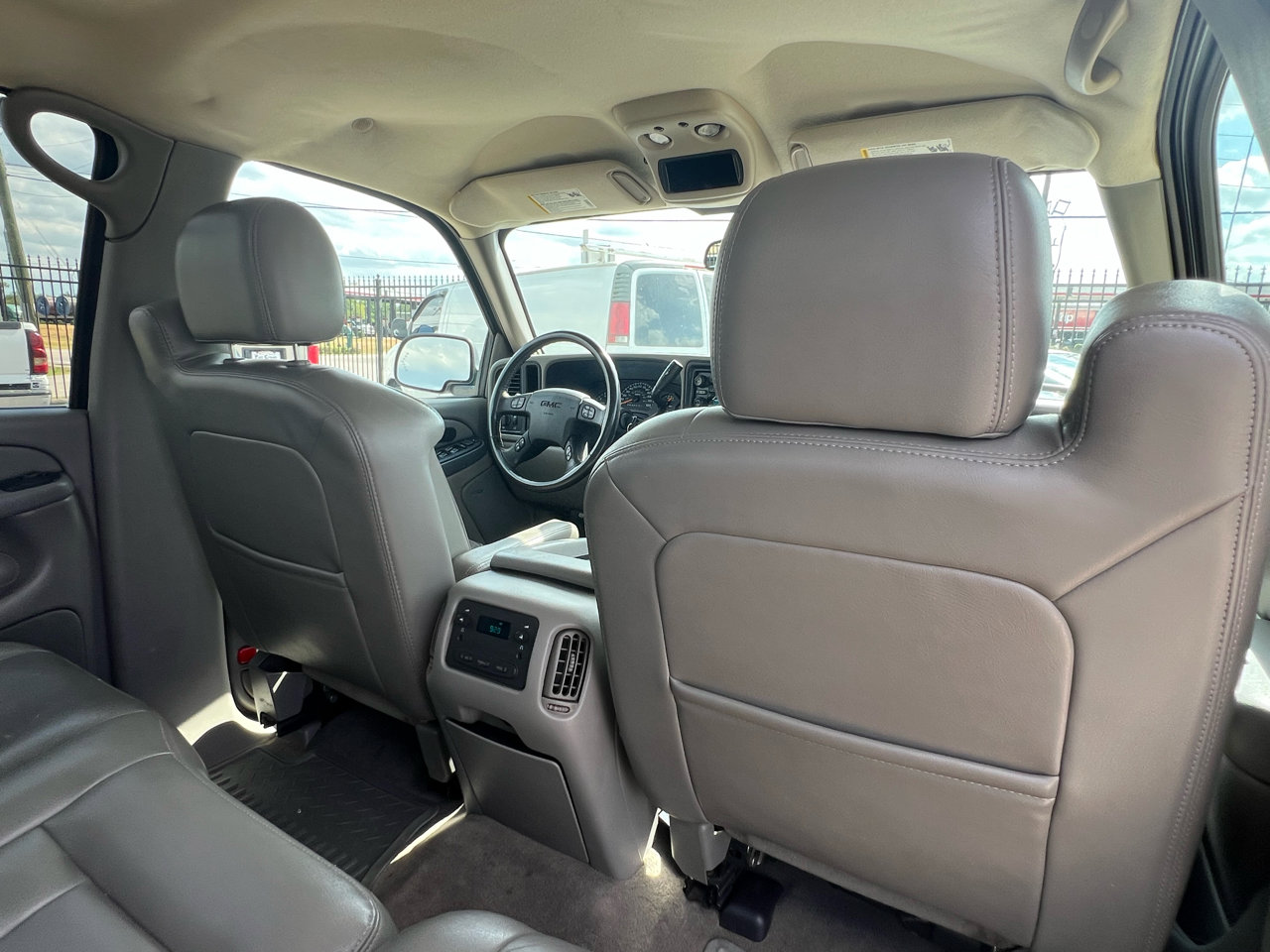 Used 2006 GMC Sierra 1500 SLT w/ Onstar Plus Package image 38