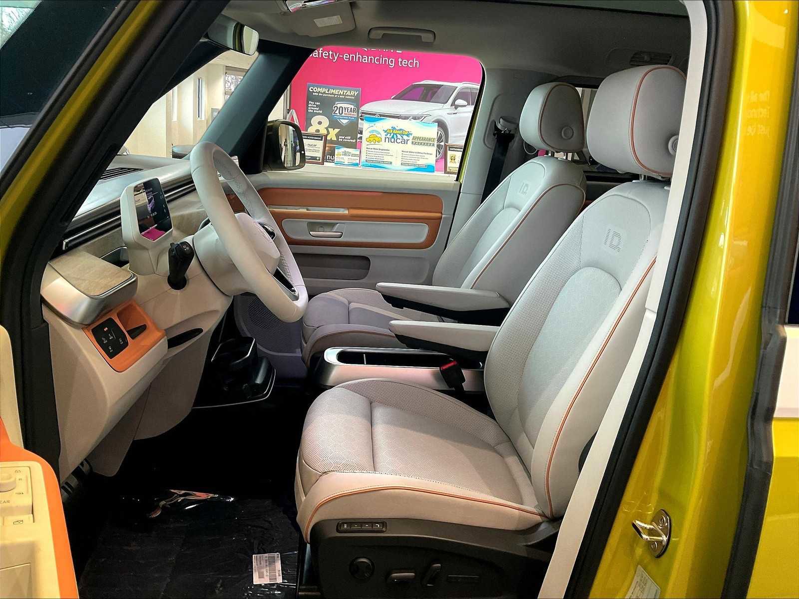 New 2025 Volkswagen ID. Buzz 1st Edition image 11