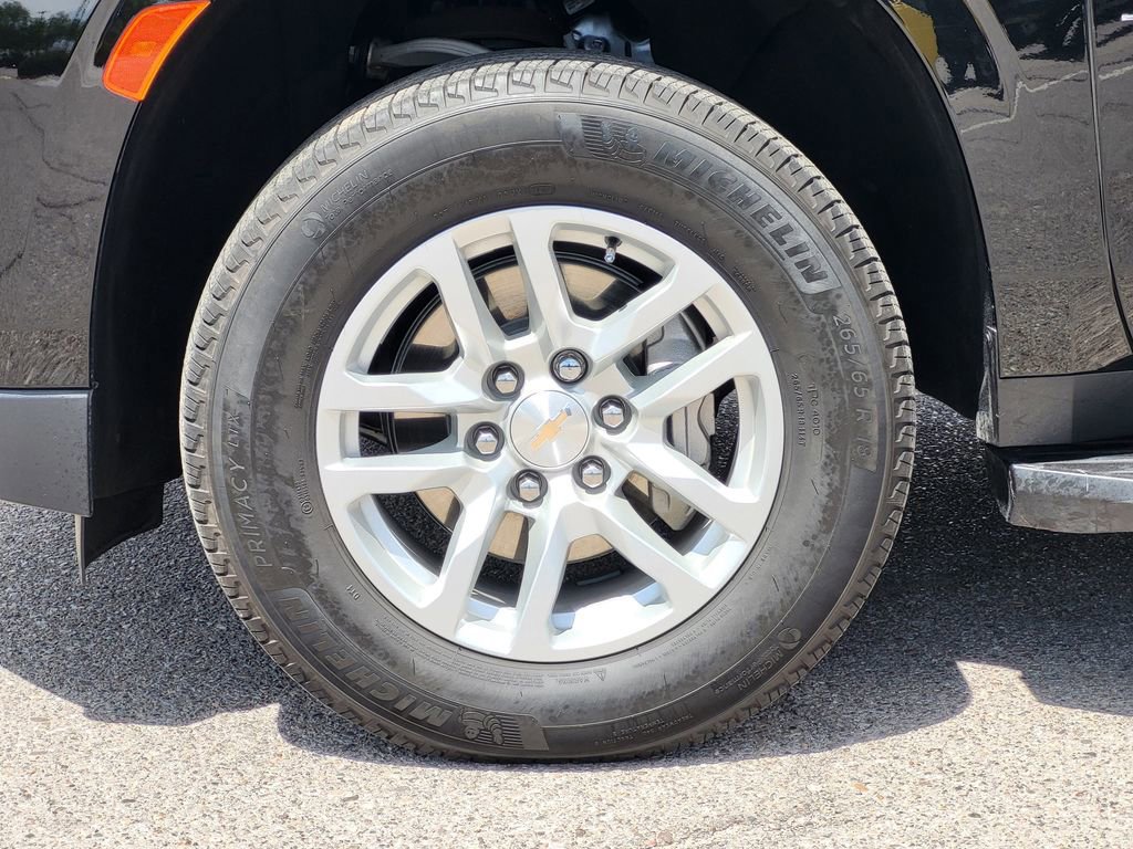 Certified 2024 Chevrolet Tahoe LS w/ Driver Alert Package AWD/4WD image 7