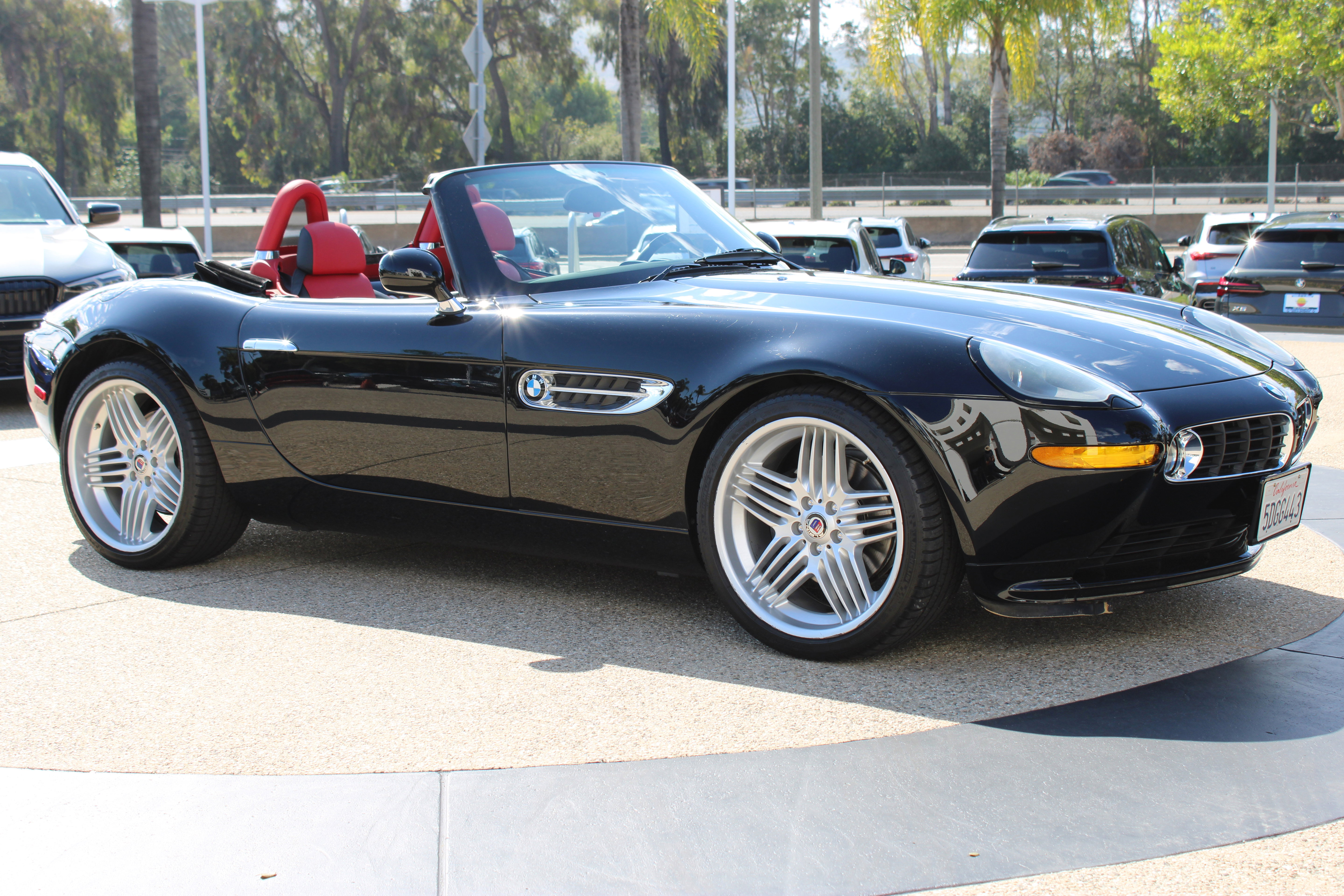 Used 2003 BMW Z8 image 8
