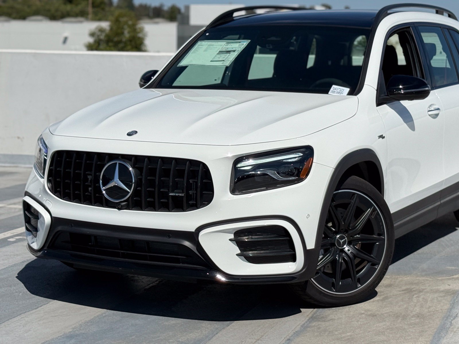 New 2026 Mercedes-Benz GLB 35 AMG 4MATIC image 3