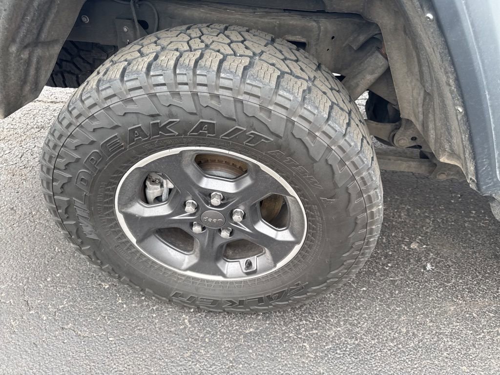 Used 2023 Jeep Gladiator Rubicon w/ Cold Weather Group image 50