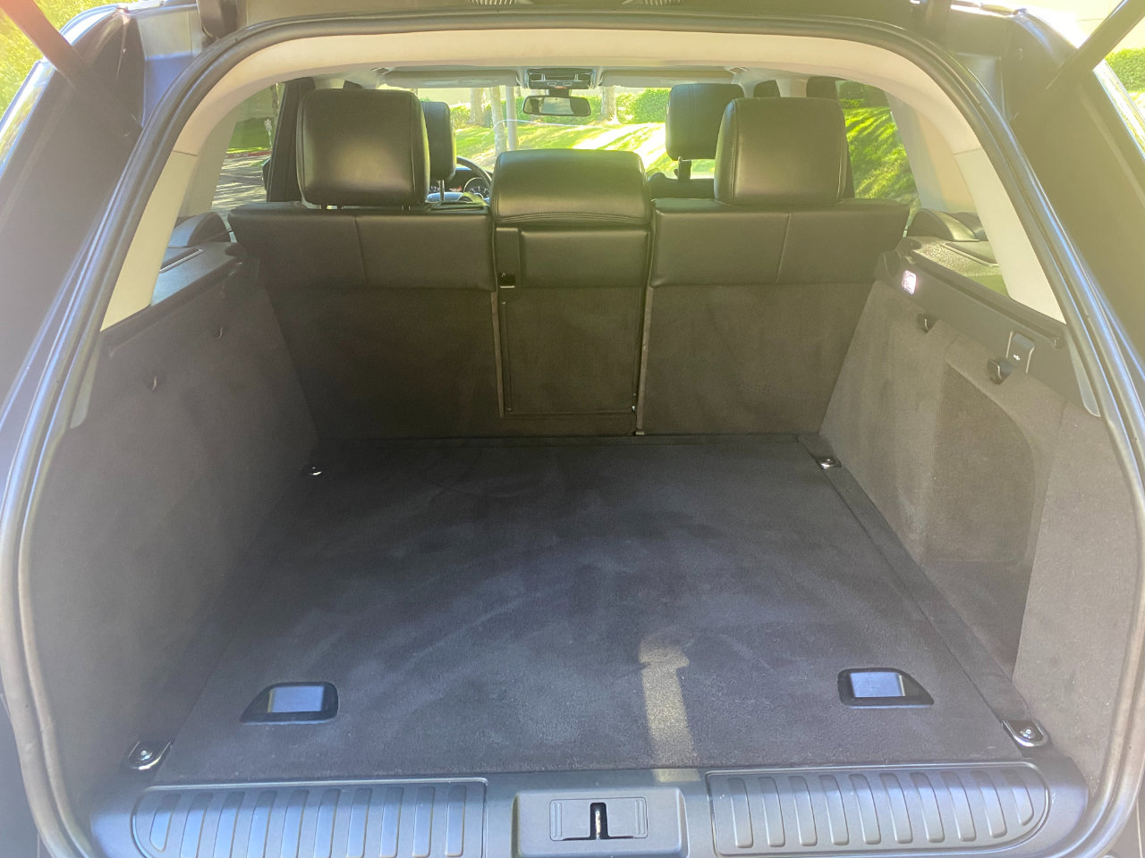 Used 2015 Land Rover Range Rover Sport HSE image 16