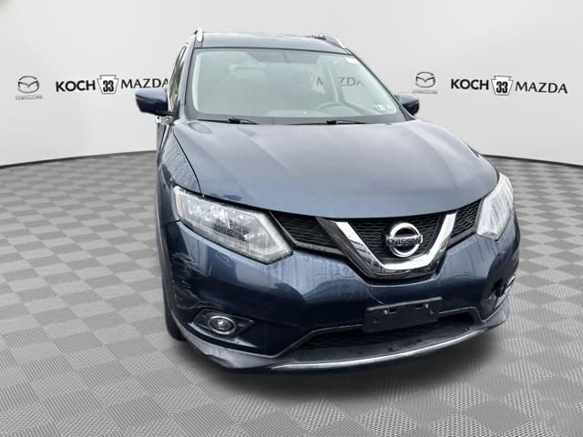 Used 2016 Nissan Rogue SV w/ SV Premium Package image 2