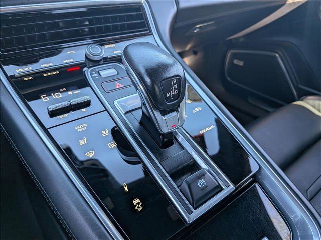 Used 2019 Porsche Panamera 4 image 11