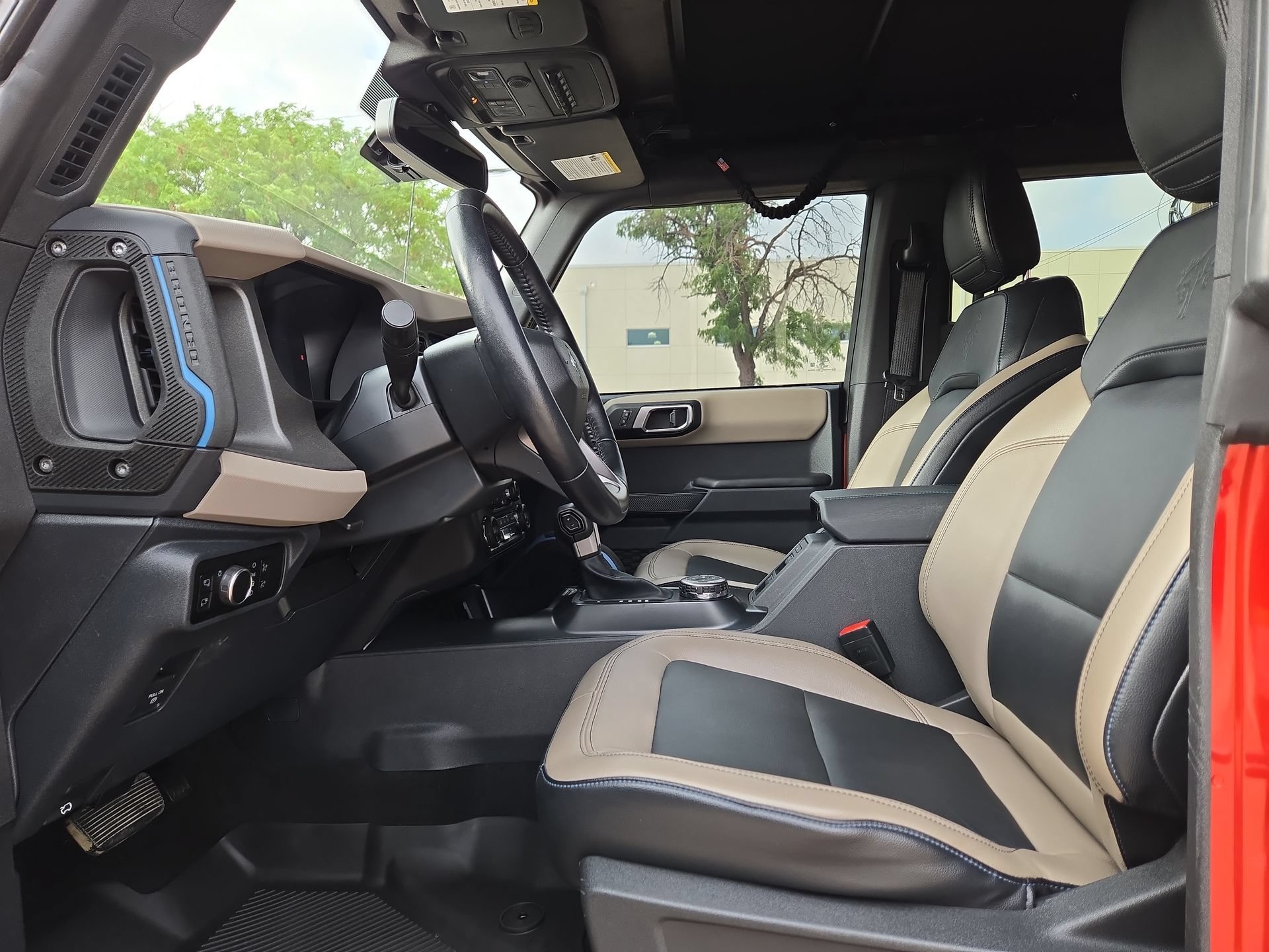Used 2024 Ford Bronco Wildtrak AWD/4WD image 16