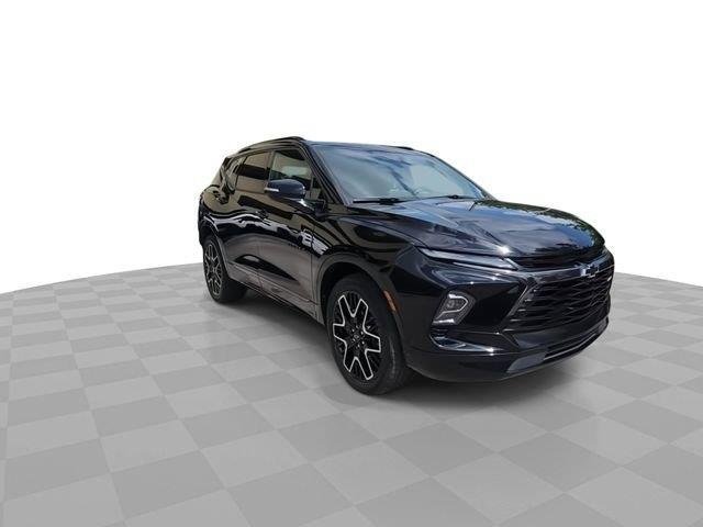 Used 2023 Chevrolet Blazer RS w/ Driver Confidence II Package AWD/4WD image 2