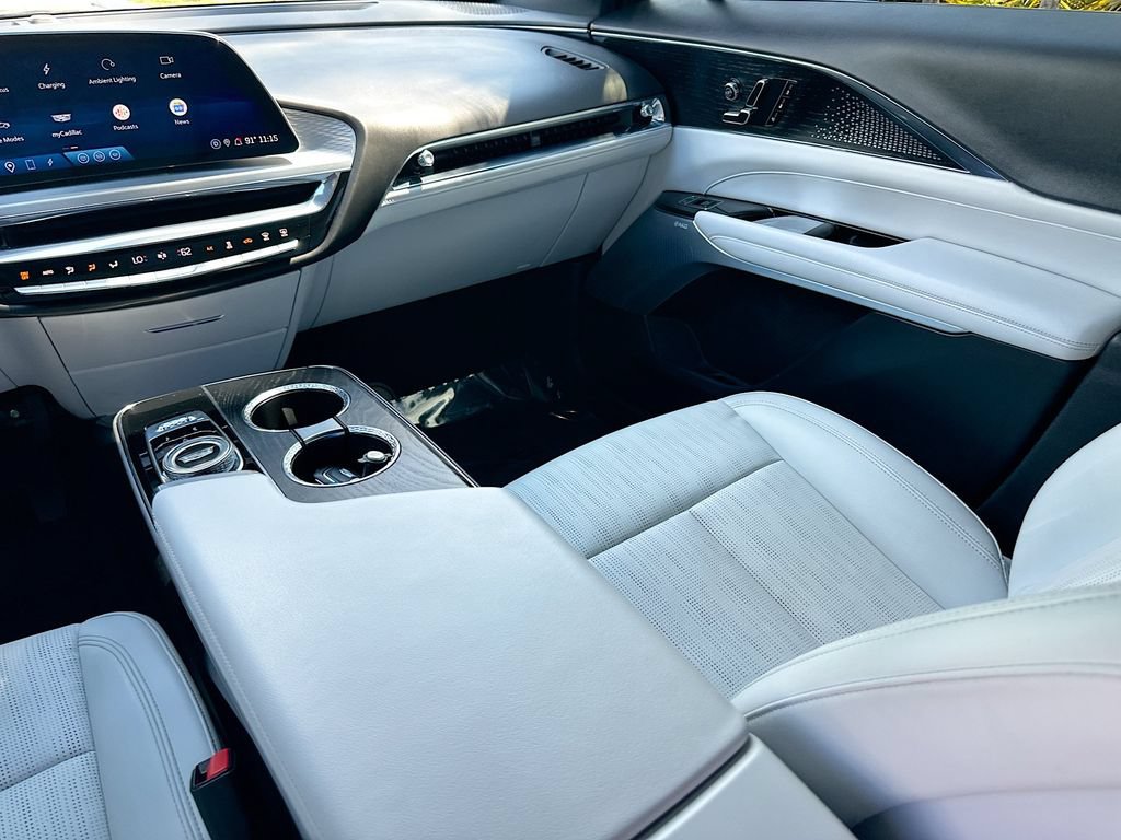 Certified 2023 Cadillac Lyriq 2WD image 22