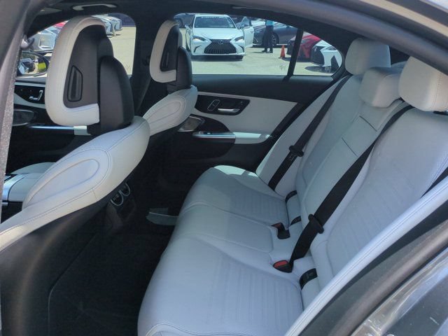 Used 2024 Mercedes-Benz C 300 Sedan image 12