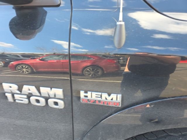 Used 2016 RAM 1500 Laramie w/ Convenience Group image 6