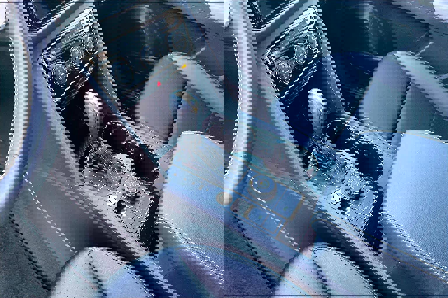 Used 2023 Volkswagen Atlas SEL image 16