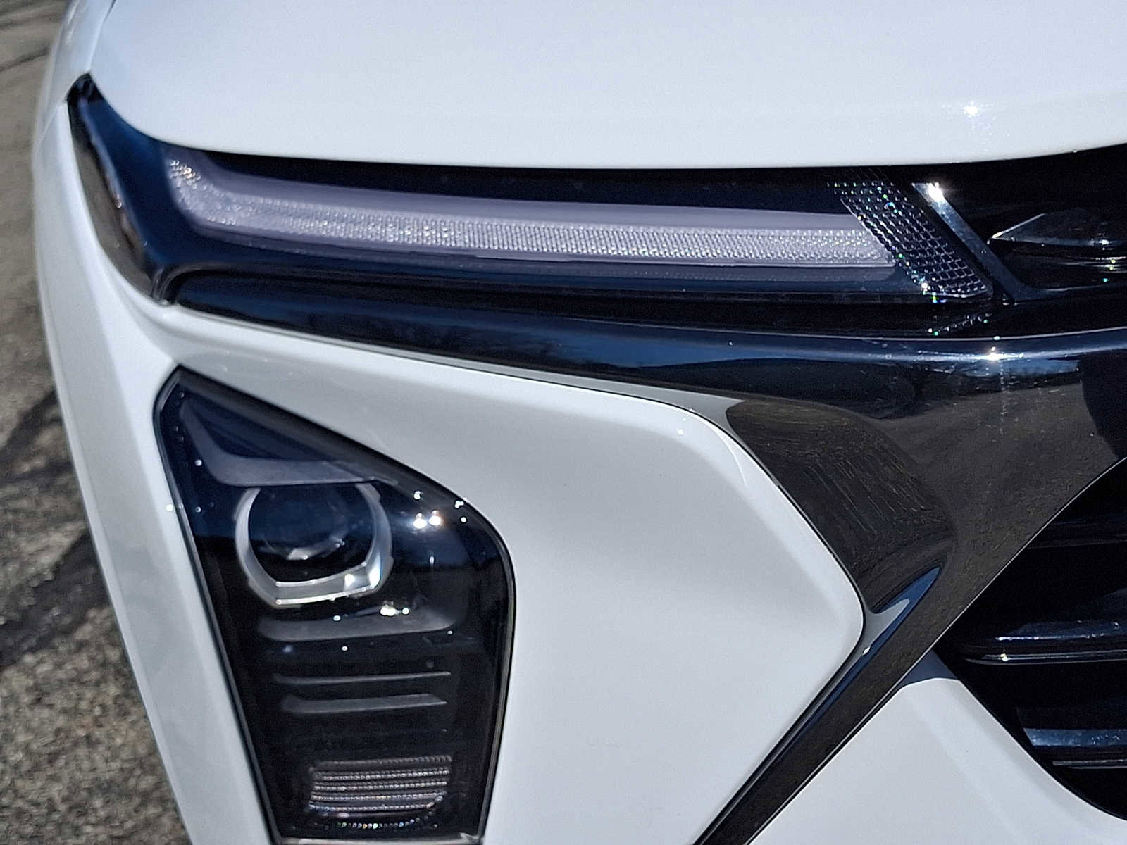 Used 2025 Chevrolet Trax RS w/ Driver Confidence Package image 10