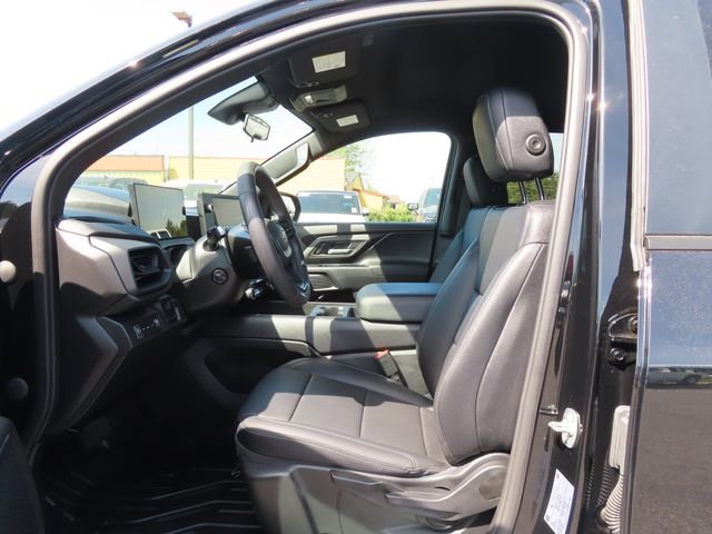 Used 2025 Chevrolet Silverado EV W/T AWD/4WD image 15