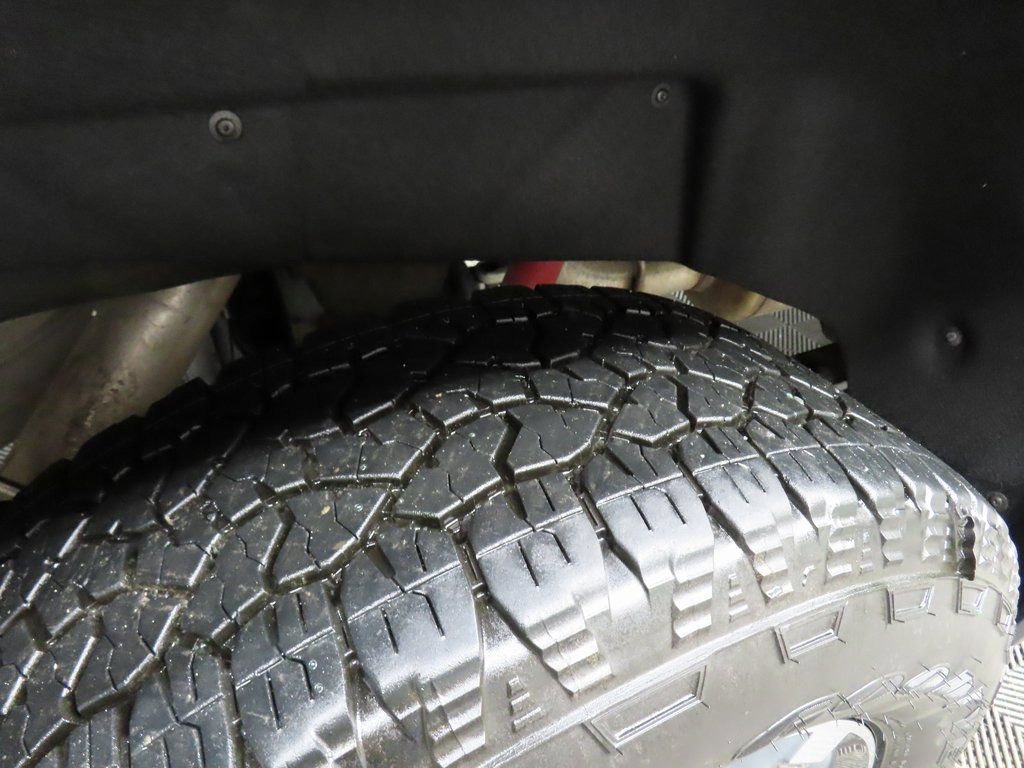 Used 2025 GMC Sierra 2500 SLE image 29