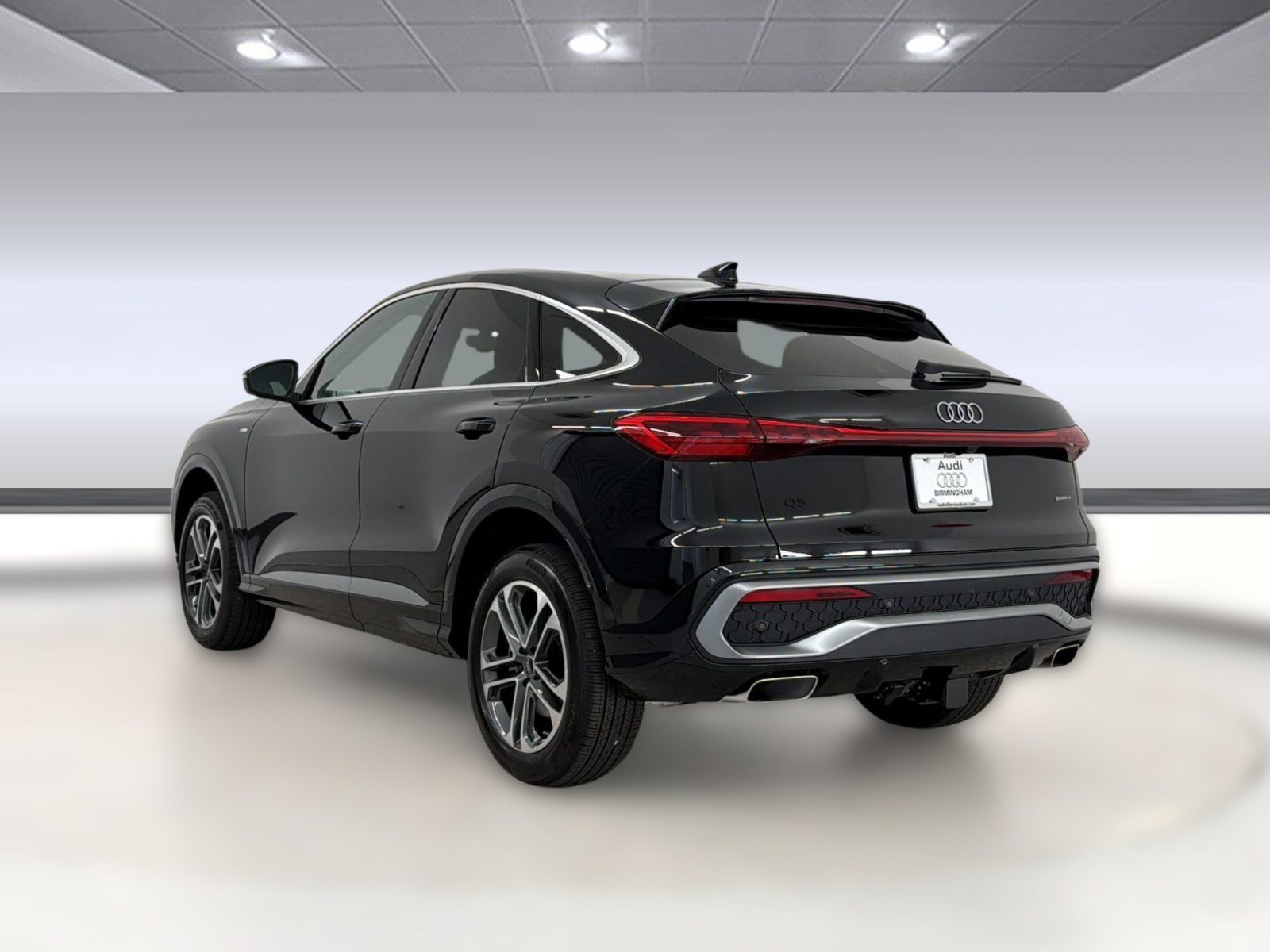 New 2026 Audi Q5 Premium Plus AWD/4WD image 3