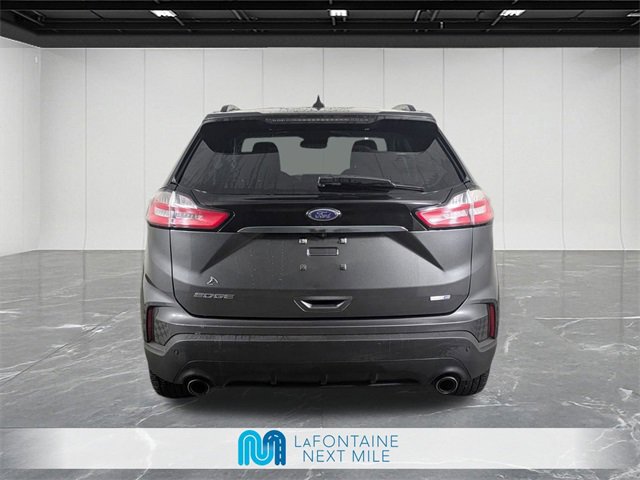 Used 2020 Ford Edge SE image 4
