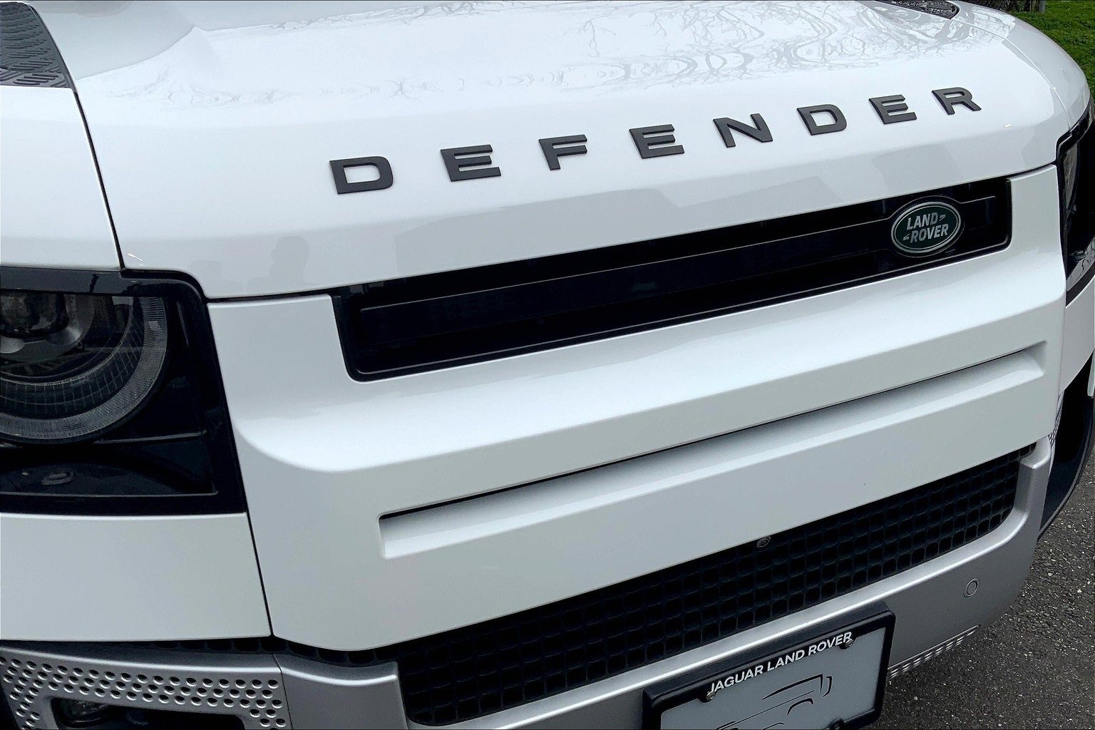 Used 2022 Land Rover Defender 110 S image 30