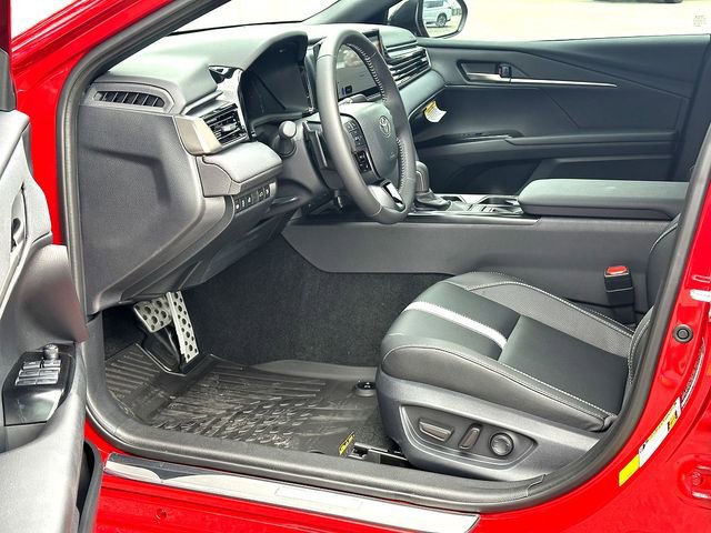 New 2026 Toyota Camry Hybrid image 10