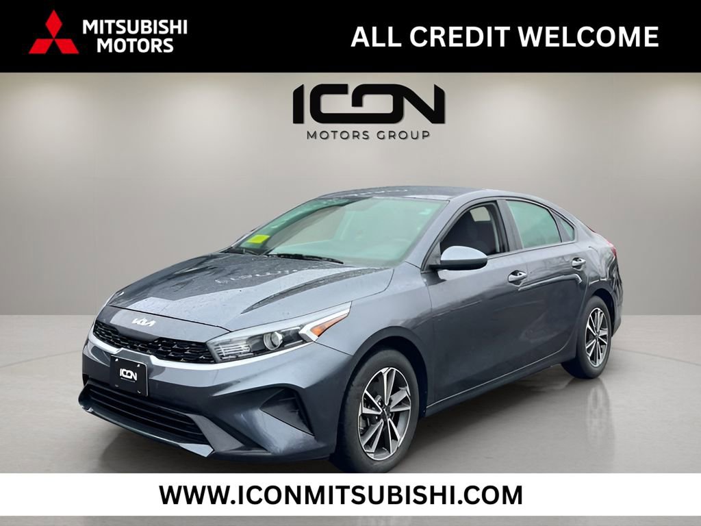 Used 2023 Kia Forte LXS FWD image 1