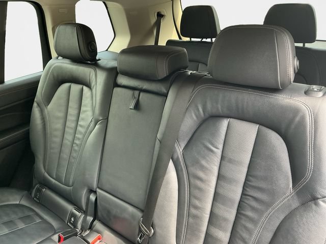 Used 2021 BMW X7 xDrive40i w/ Parking Assistance Package AWD/4WD image 14