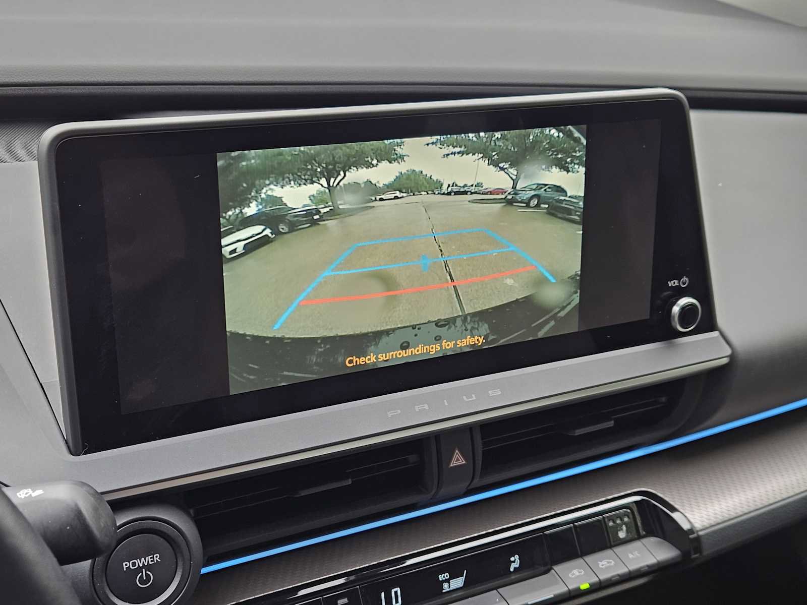 Used 2024 Toyota Prius XLE image 18