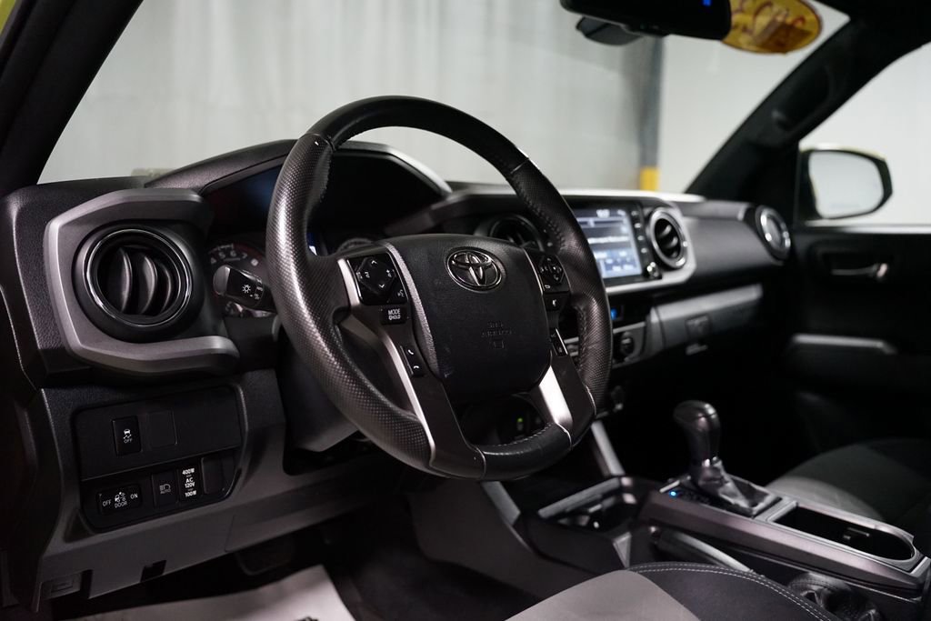 Certified 2023 Toyota Tacoma TRD Sport w/ Technology Package AWD/4WD image 19