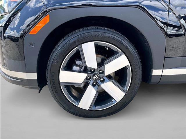Used 2024 Hyundai Santa Fe Limited FWD image 10