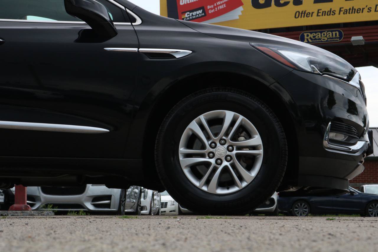 Used 2019 Buick Enclave Essence AWD/4WD image 6