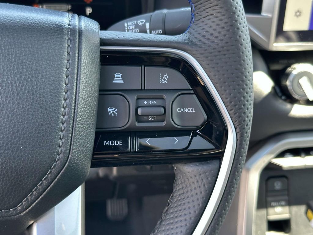 New 2025 Toyota Tundra Platinum image 8