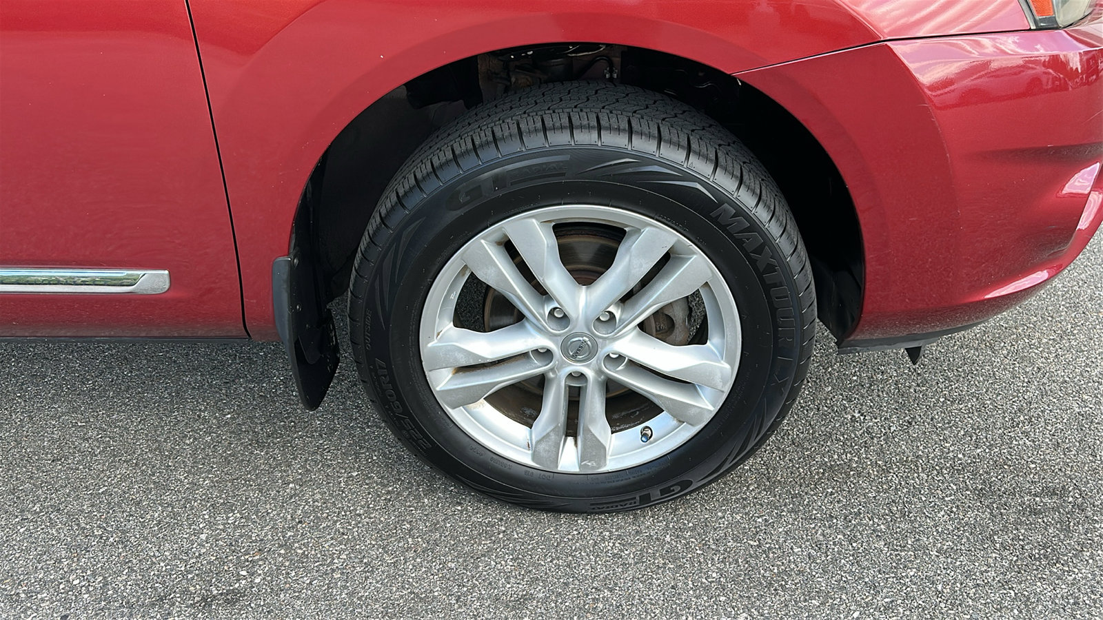 Used 2015 Nissan Rogue S w/ Convenience Package image 8