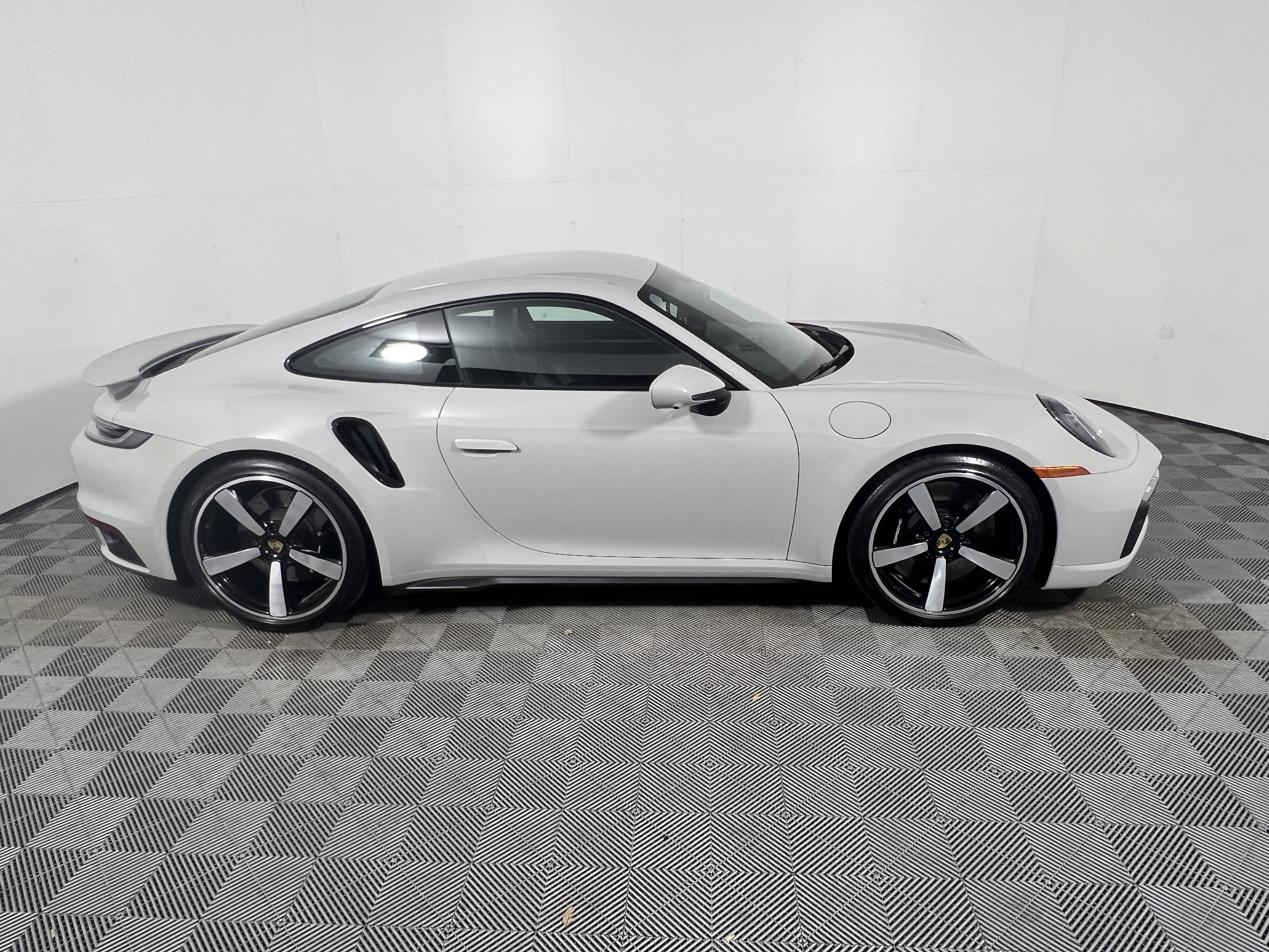 Certified 2023 Porsche 911 GT3 AWD/4WD image 8