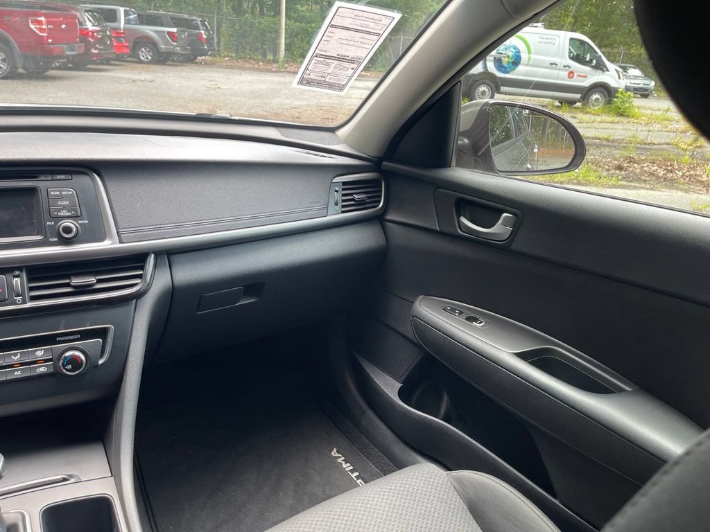 Used 2017 Kia Optima LX FWD image 10