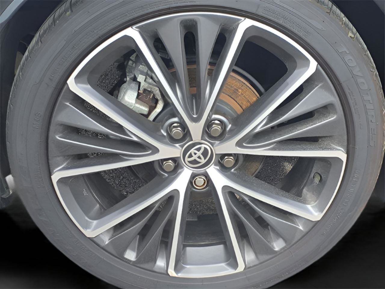 Used 2024 Toyota Prius XLE image 26