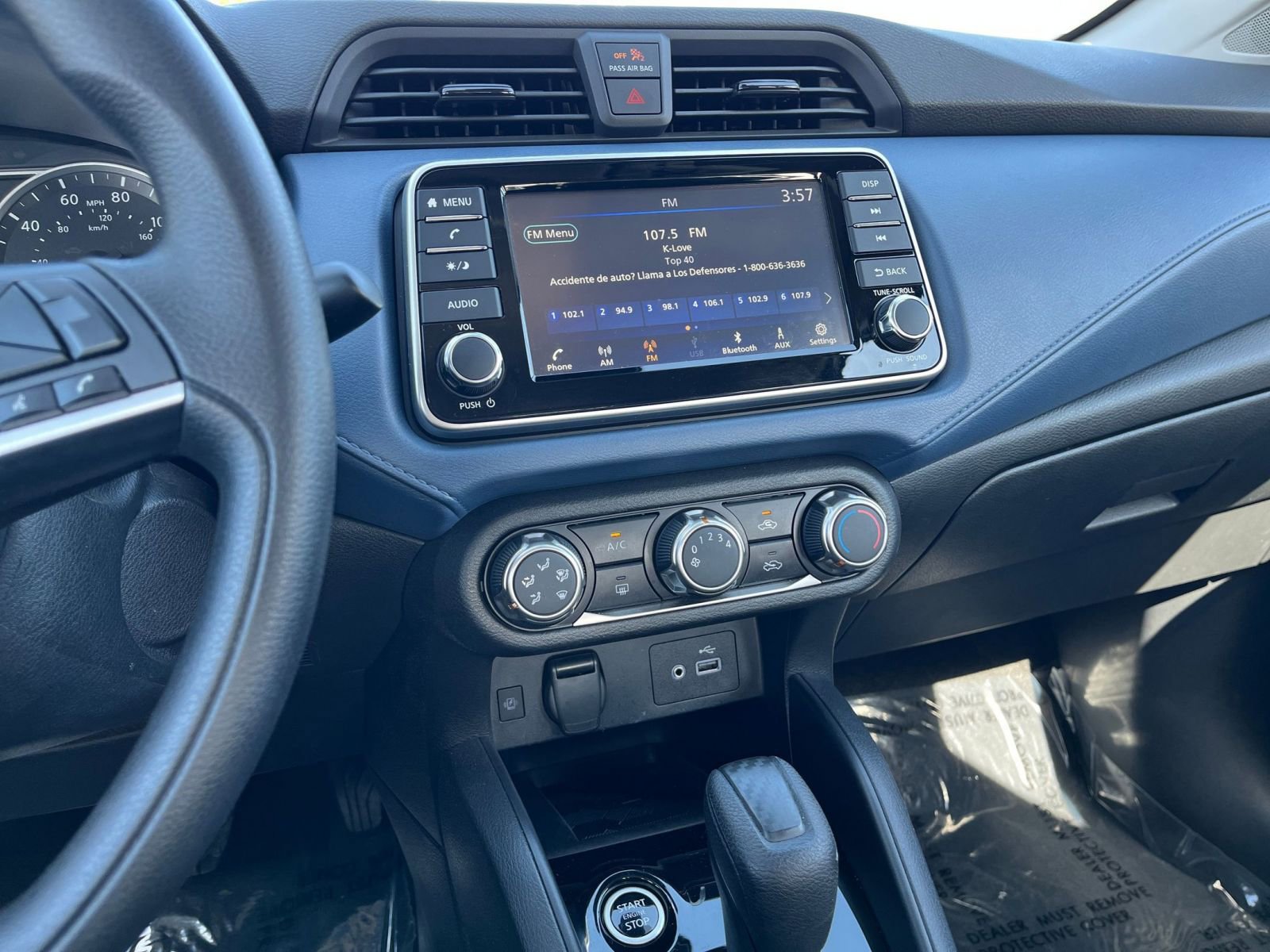 Used 2025 Nissan Versa SV FWD image 17