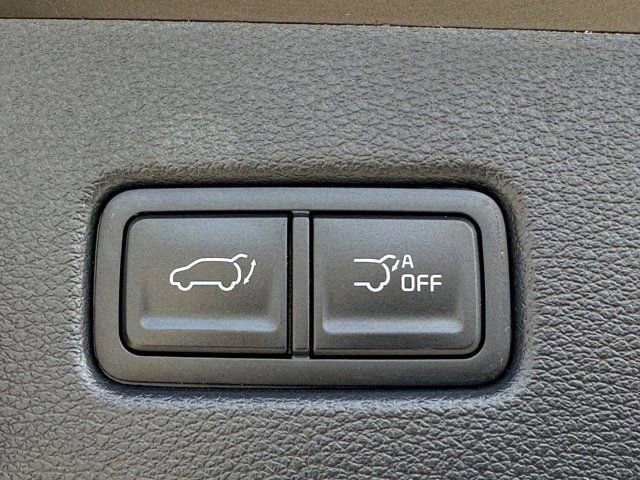 Used 2025 Kia Telluride EX w/ EX Captain's Chair Package FWD image 37